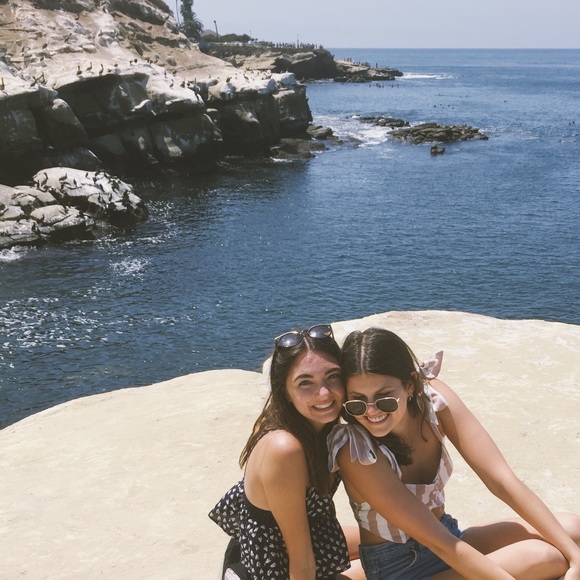 Get to know me♥️ - Picture 3 of 6